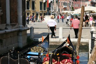 Campo San Stefano, Venise 01