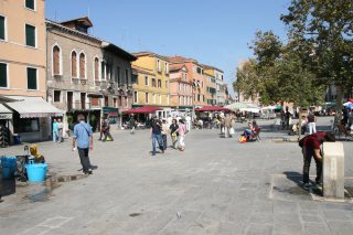 Campo Santa Margherita, Venise 01