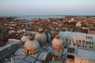 Panorama dal campanile di San Marco a Venezia 01