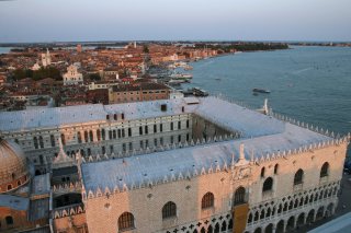Panorama dal campanile di San Marco a Venezia 02