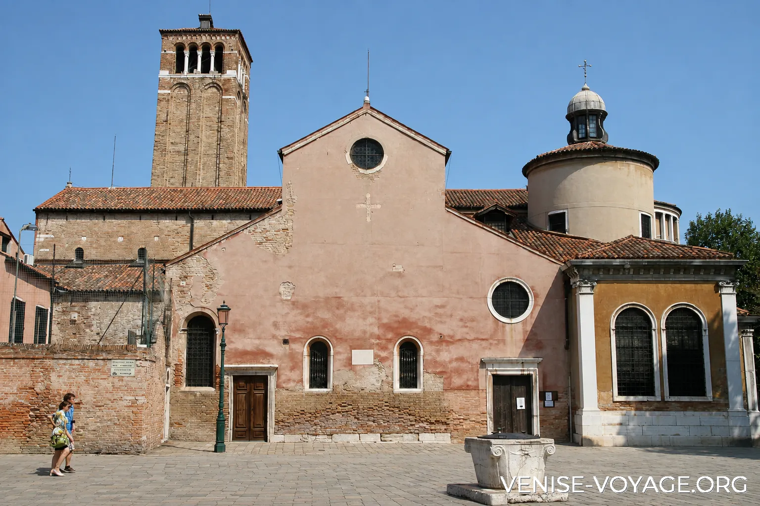 Église San Giacomo dall’Orio à Venise